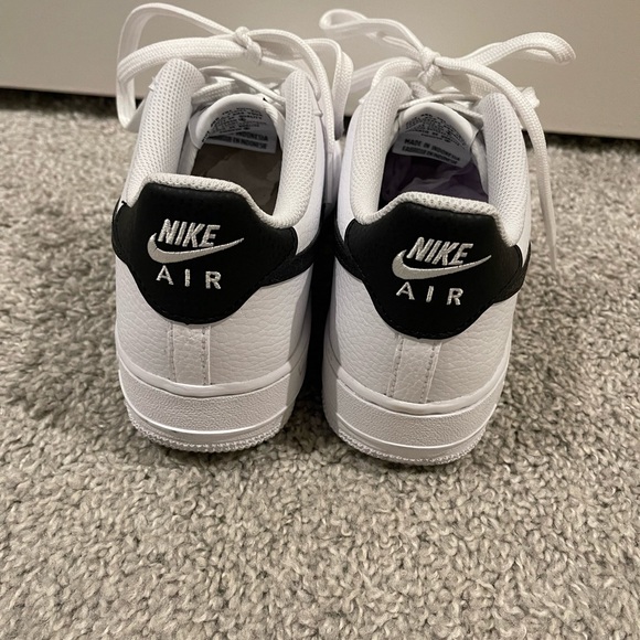 Nike Air Force 1’s black and white - Picture 4 of 5